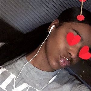 Meet your Posher, Anyae